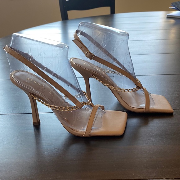 Gianni Bini Nude Dress Heels - Picture 3 of 7